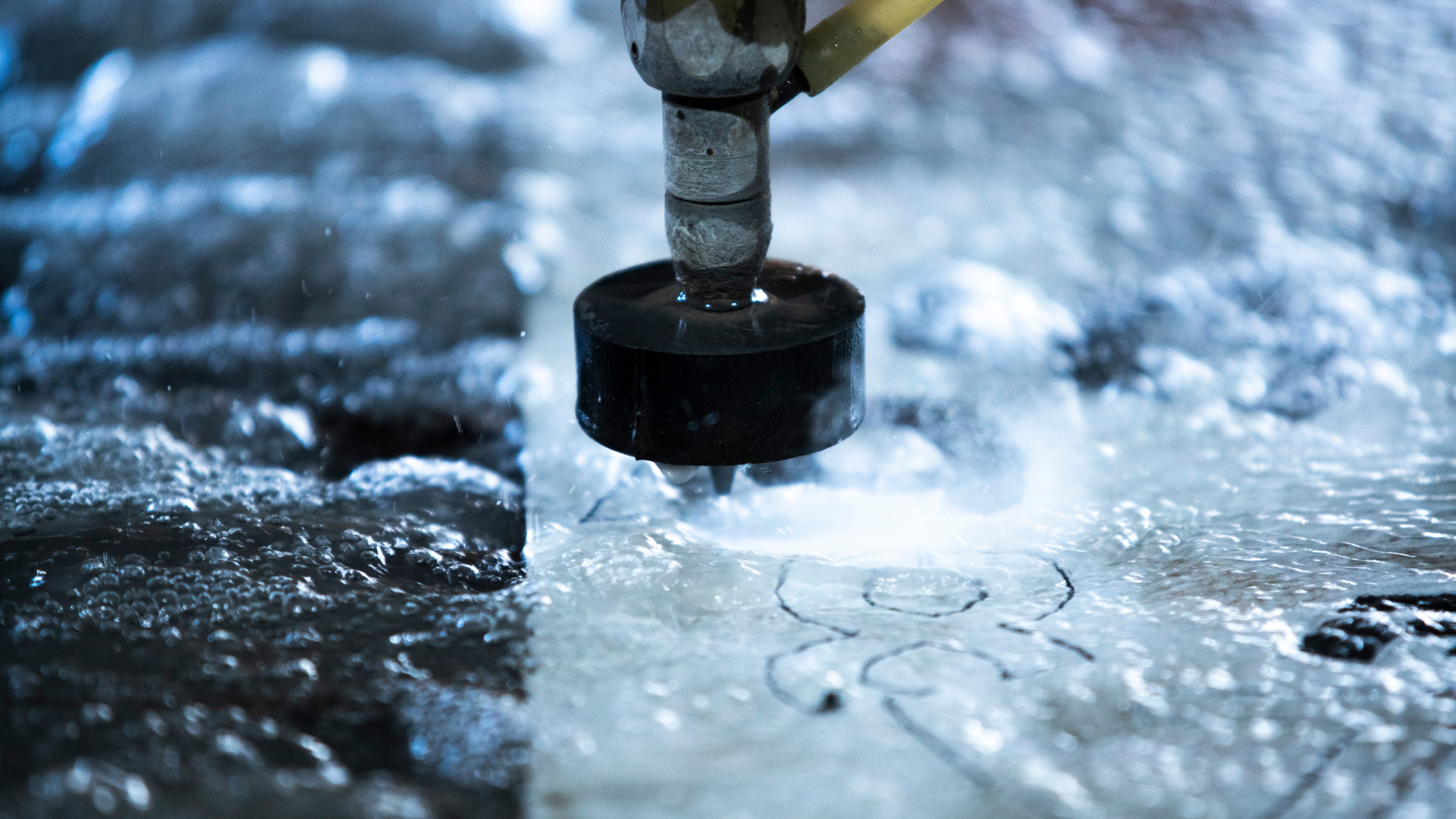 Choosing the Best Waterjet Manufacturer Expert Tips